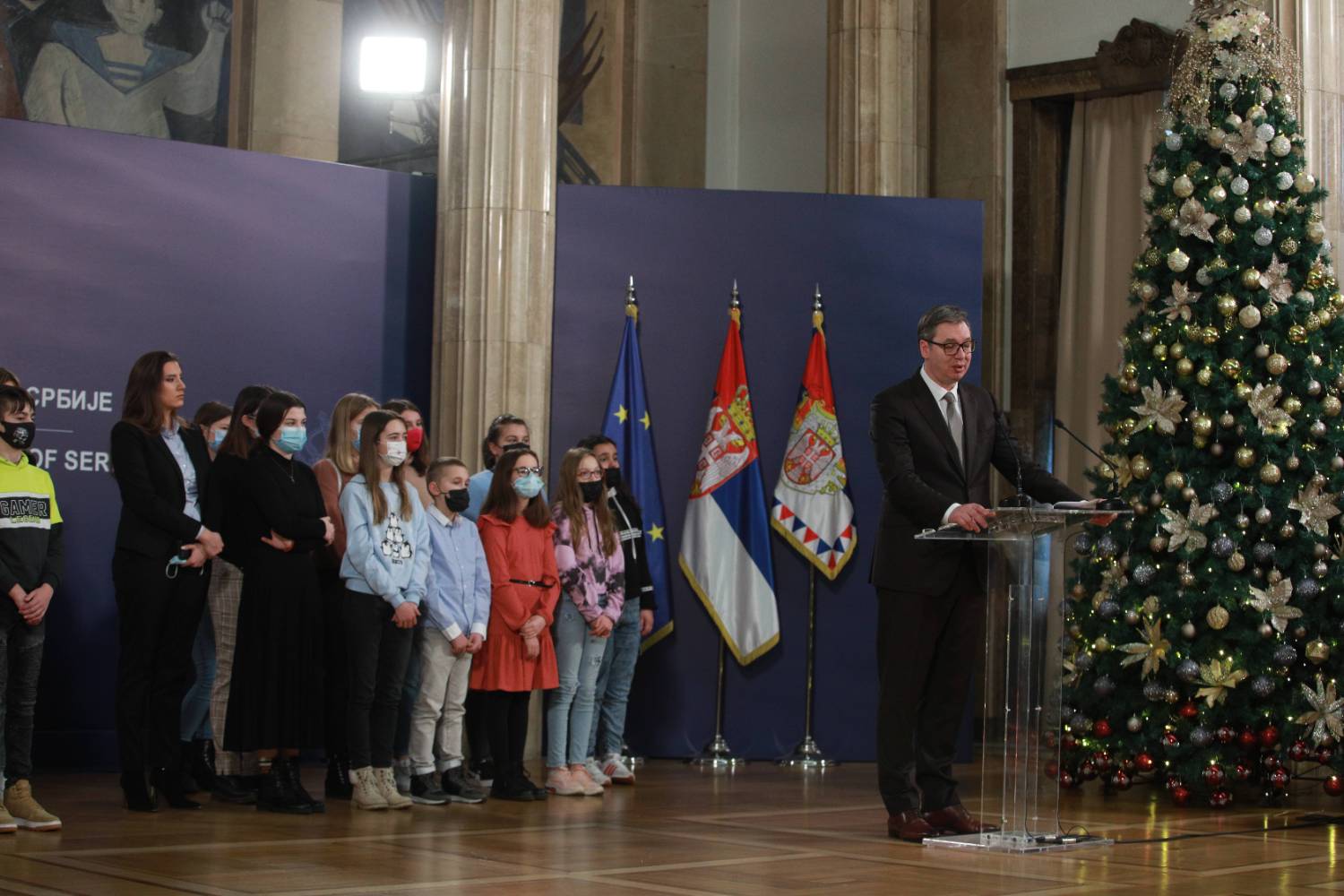 Vučić sa decom sa Banije i Korduna: Ovde ste svoji na svome, poštujte Hrvatsku Vučić sa decom sa Banije i Korduna: Ovde ste svoji na svome, poštujte Hrvatsku